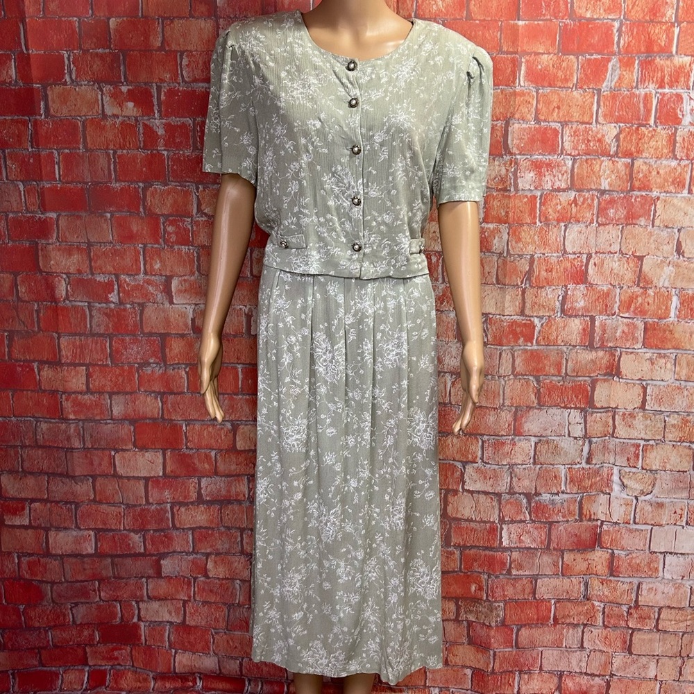 Periwinkle‎ Vintage Plus Size Crinkle Floral Popover Midi Dress